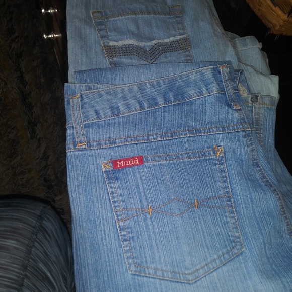 Jeans - Picture 3 of 3